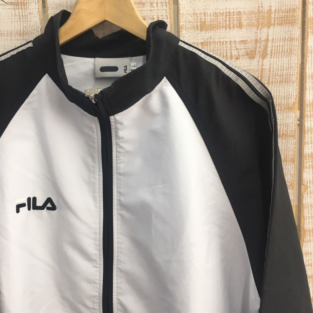 松本市 古着買取 | FILA ウィンドブレーカー 写真1