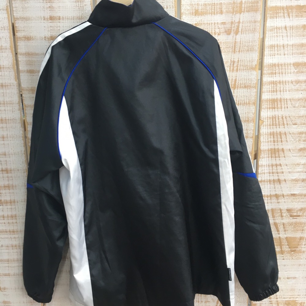 松本市 古着買取 | adidas ウィンドブレーカー 写真5