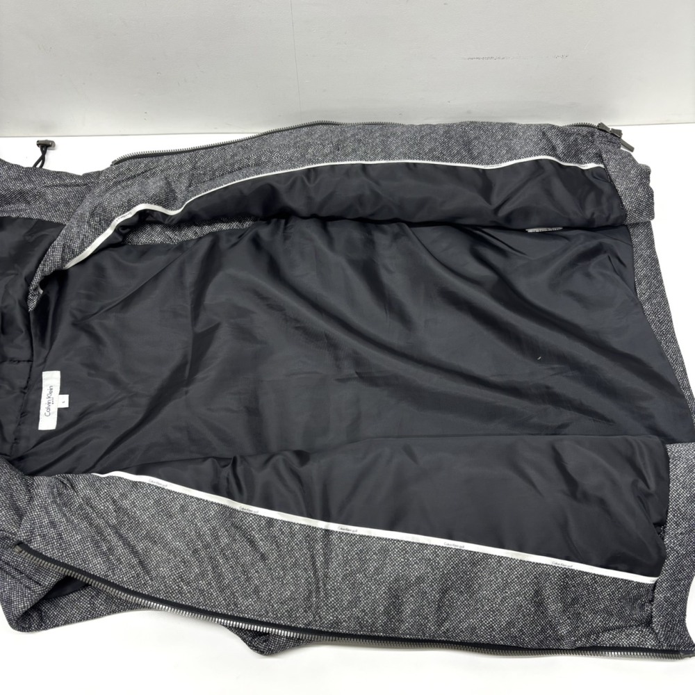 安曇野市 古着買取 | Calvin Klein golf 中綿ベスト CKM6520 写真5