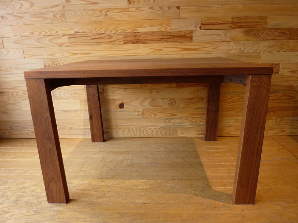 ダイニングテーブル 山本家具製作 ウォールナット無垢材使用 出張買取 | 長野県松本市 写真4