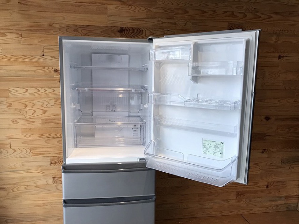 AQUR アクア 冷凍冷蔵庫 AQR-361E 355L 冷凍89L 冷蔵266L 2018年製 出張買取 ｜ 長野県安曇野市 写真2