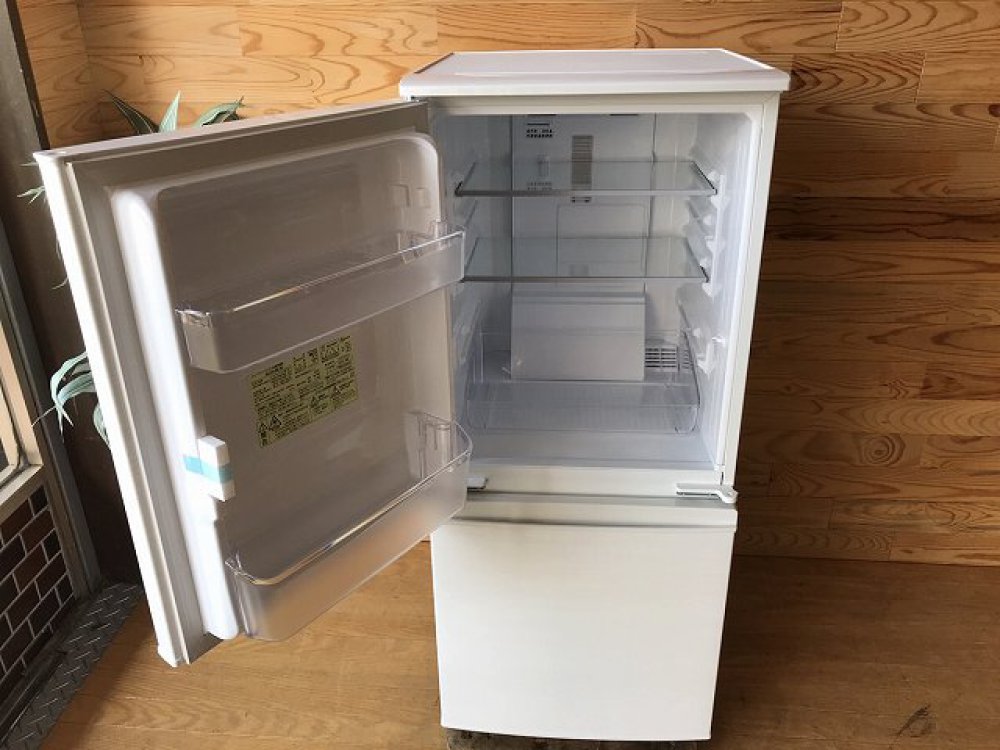 限定品】 SHARP 冷凍冷蔵庫 SJ-D14E-W - 冷蔵庫