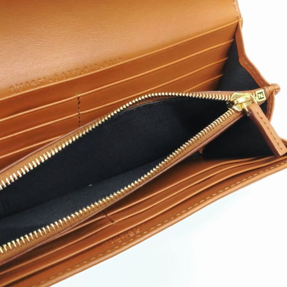 安曇野市 ブランド買取 | フェンディ 二つ折り長財布 写真9