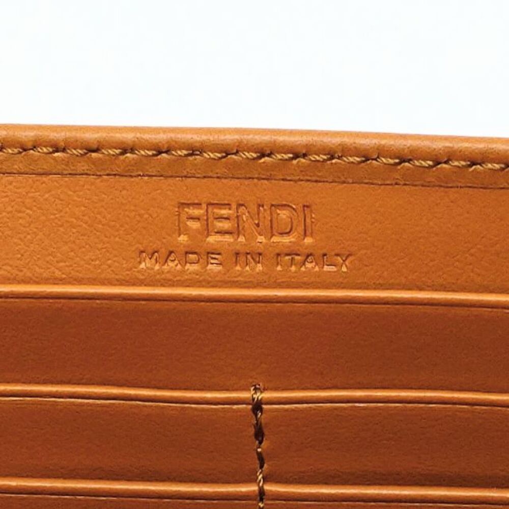 安曇野市 ブランド買取 | フェンディ 二つ折り長財布 写真10