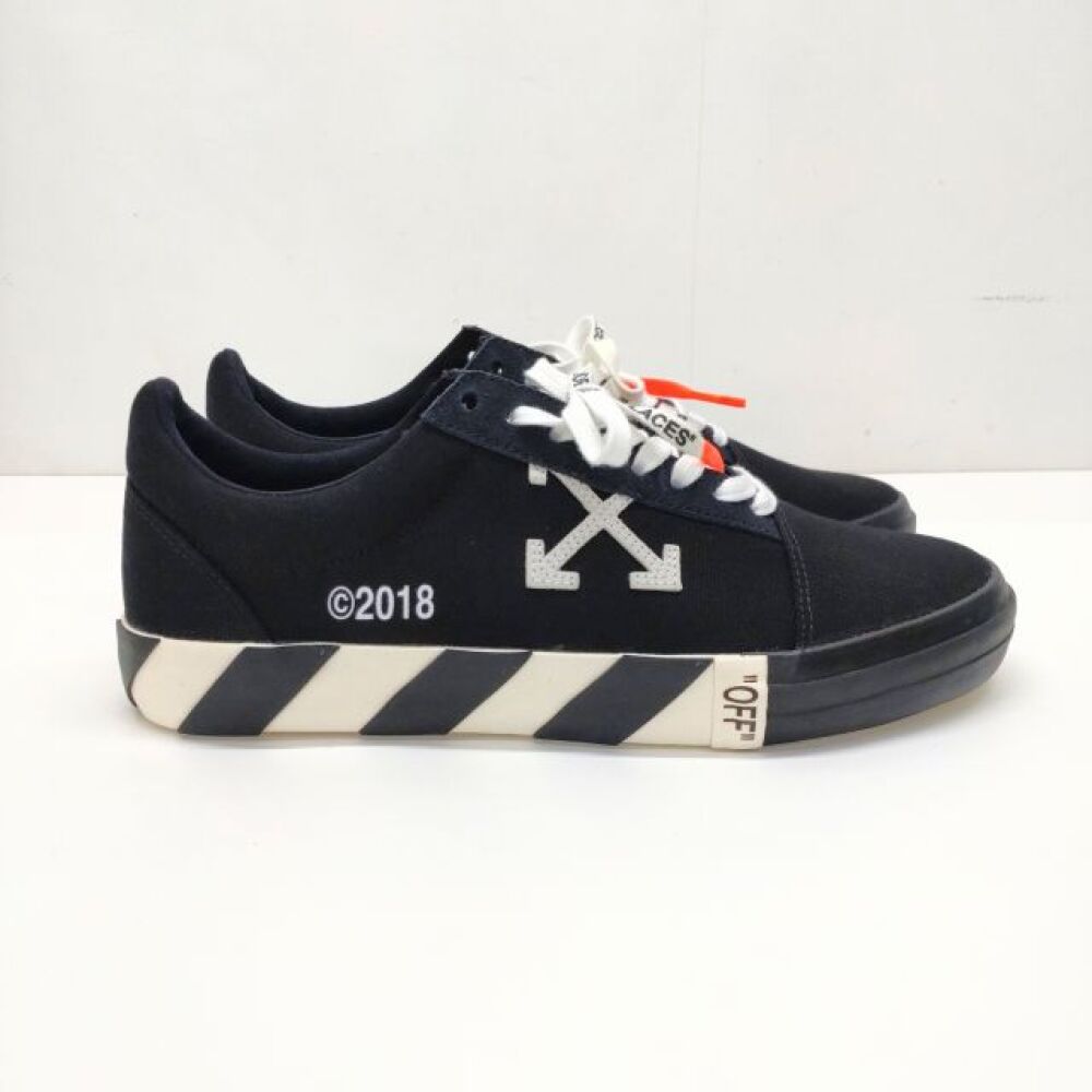 安曇野市 古着買取 | Off-White スニーカー 写真3