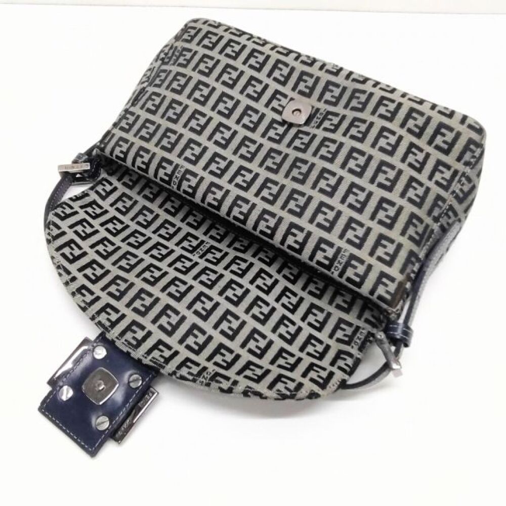 安曇野市 ブランド買取 | フェンディ ハンドバッグ 写真3
