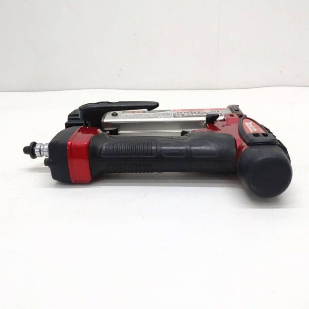 長野市 工具買取 | makita 高圧ピンタッカ 写真5