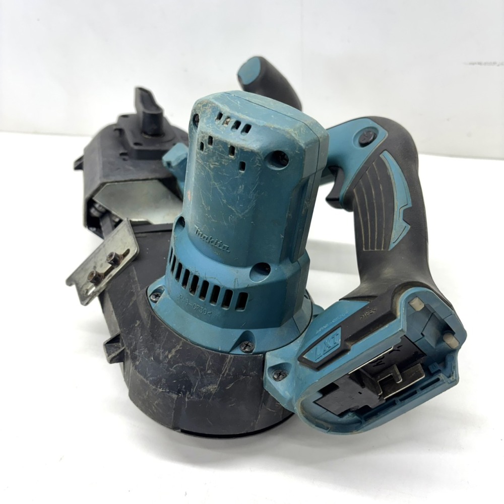 松本市 工具買取 | makita 充電式ポータブルバンドソー PB181D 写真7