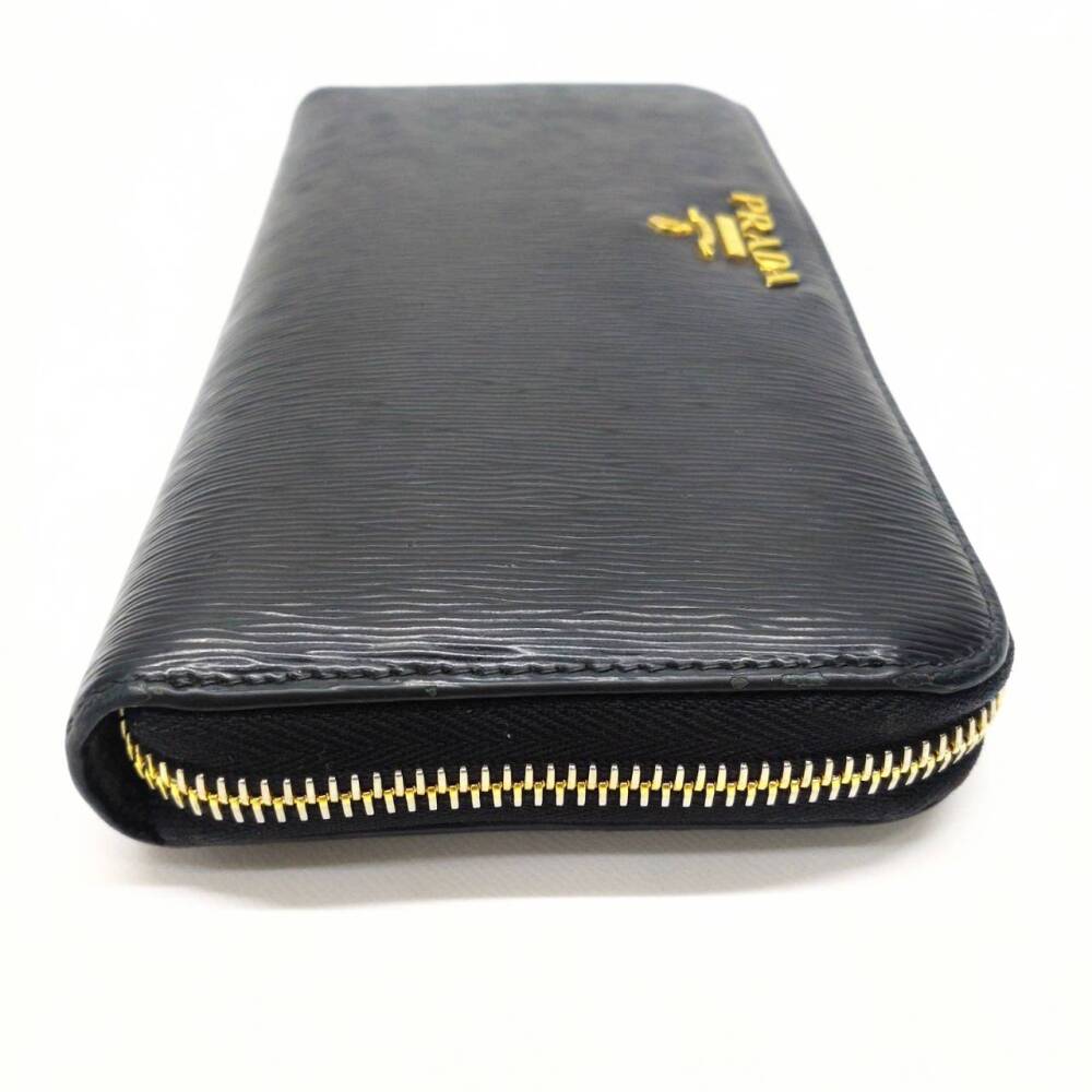 松本市 ブランド買取 | プラダ ラウンドファスナー 長財布 写真7