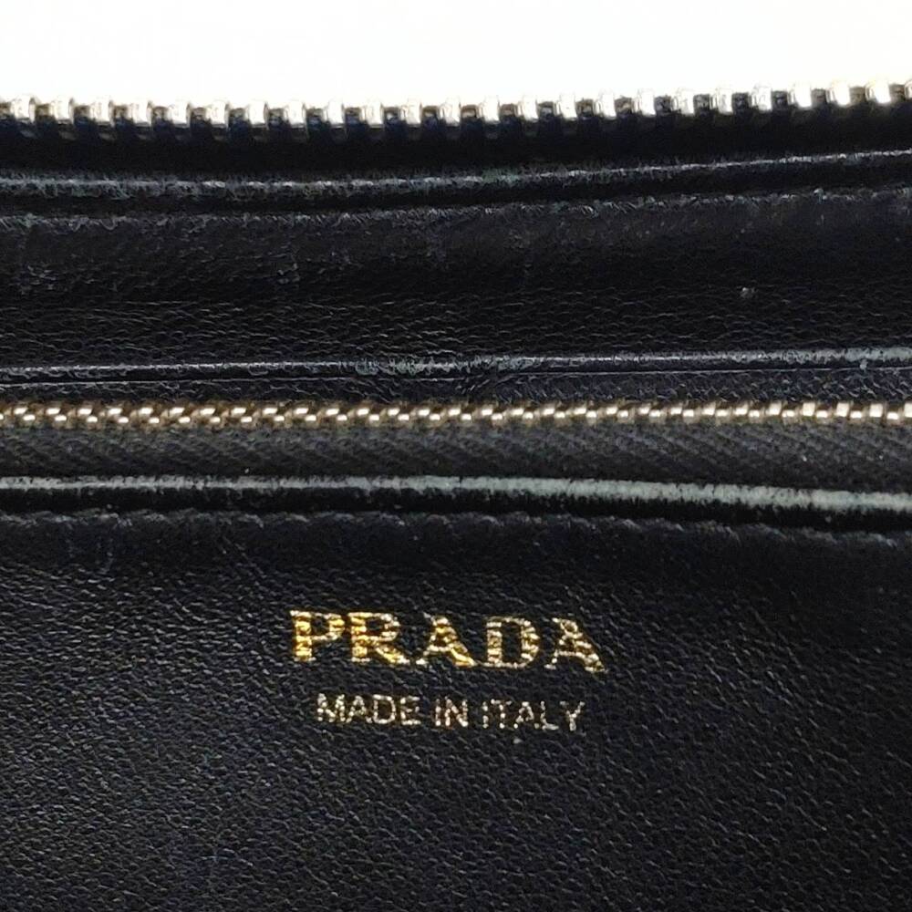 松本市 ブランド買取 | プラダ ラウンドファスナー 長財布 写真10