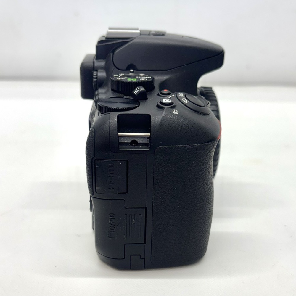 松本市 カメラ買取 | Nikon D5500 ダブルズーム 写真8