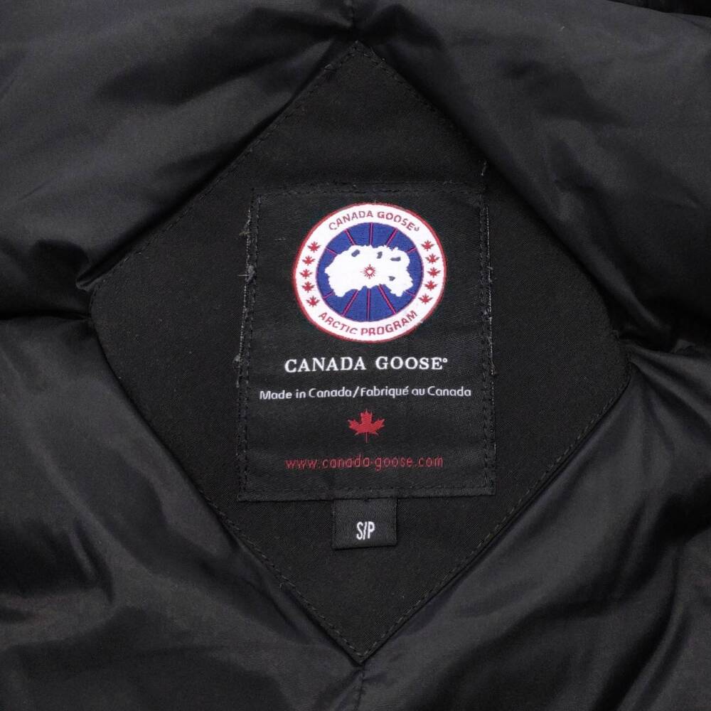 安曇野市 古着買取 | カナダグース ダウンジャケット 写真3